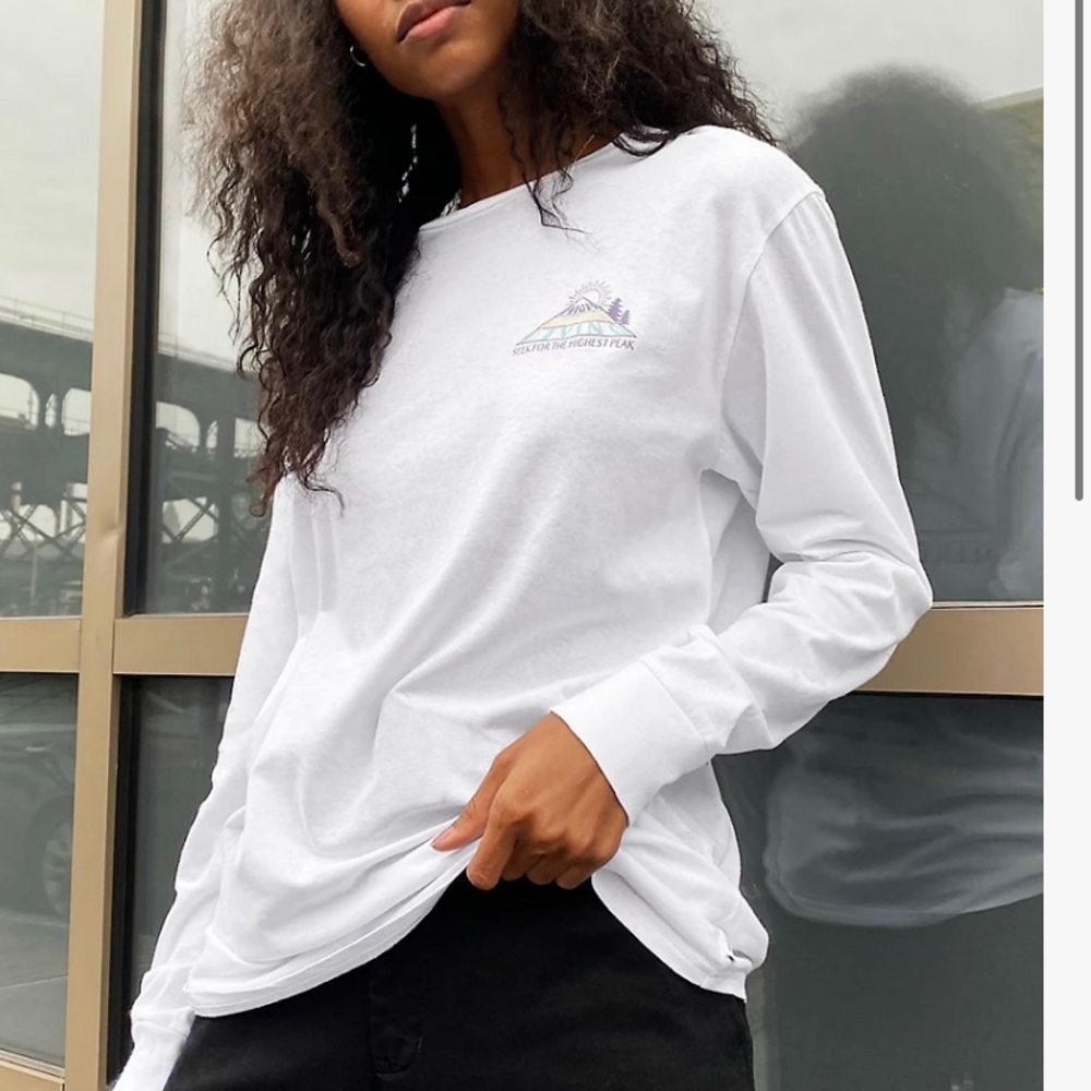 Aritzia Tna Tour Graphic Long Sleeve Top